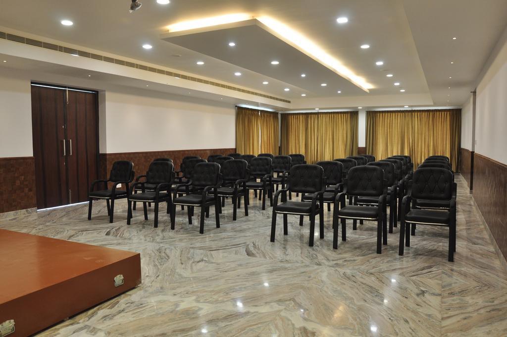 Hotel King Paradise Tiruchirappalli Exteriér fotografie